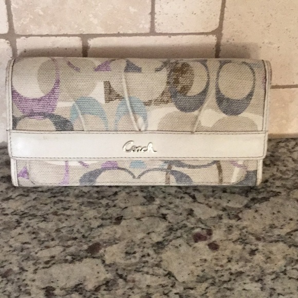 Coach Handbags - Coach Wallet